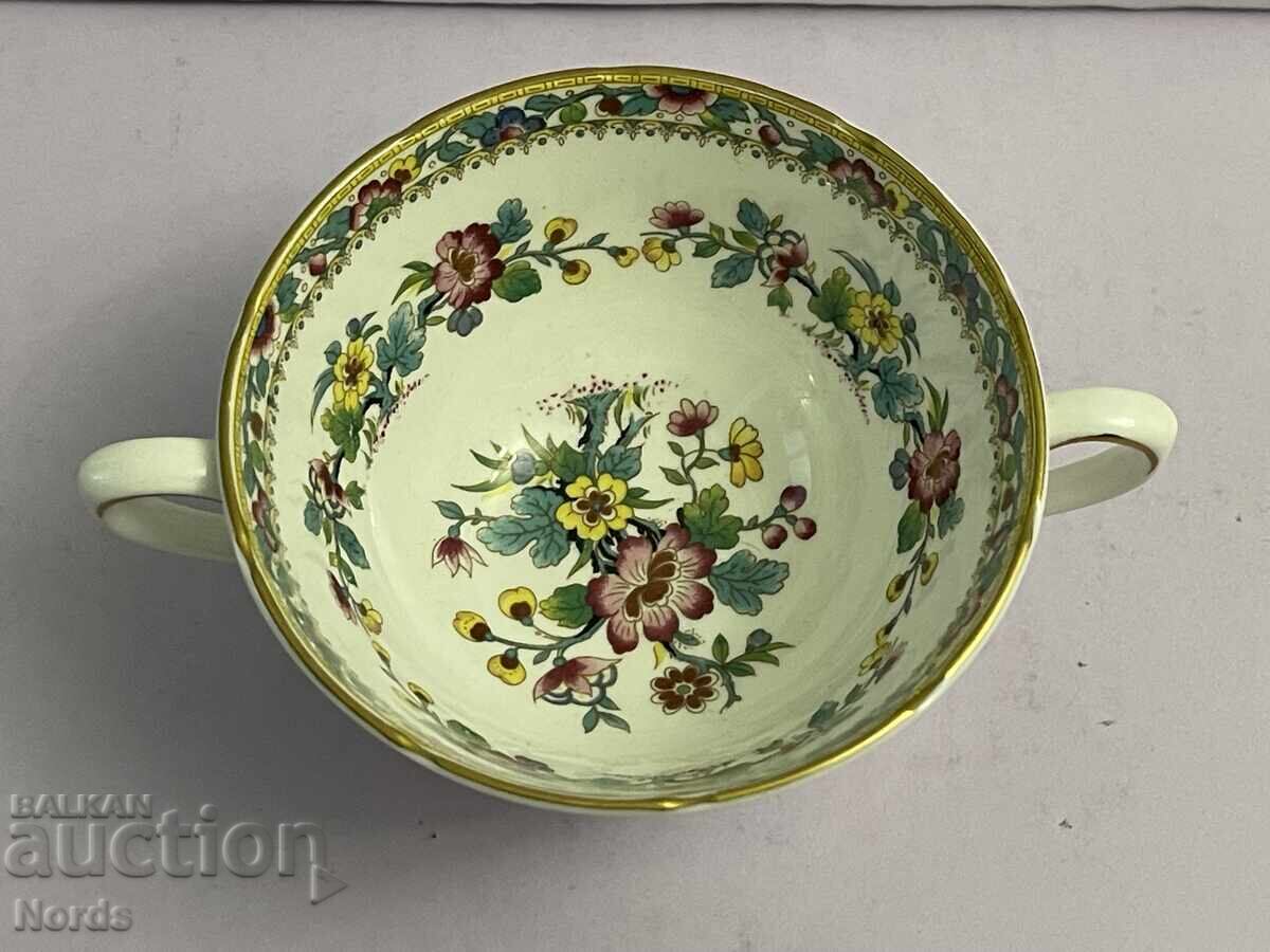 Coalport two-handled cup with price 9.50 BGN | € 4.86 Coalport two-handled cup with price 9.50 BGN | € 4.86