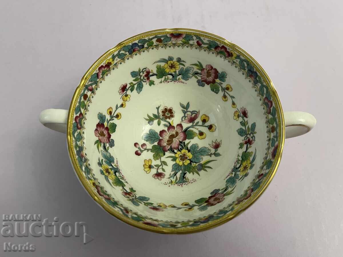 Auction Coalport two-handled cup Auction Coalport two-handled cup