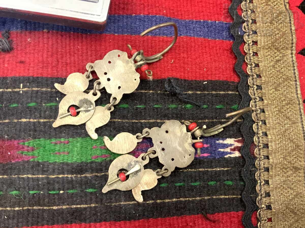 Δημοπρασία Αναγεννησιακά σκουλαρίκια ασημένια κομμένα κόκκινα γυαλιά