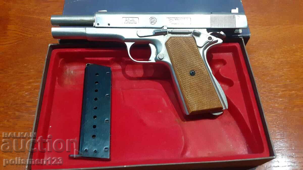 9mm PISTOL - 6 9mm PISTOL - 6