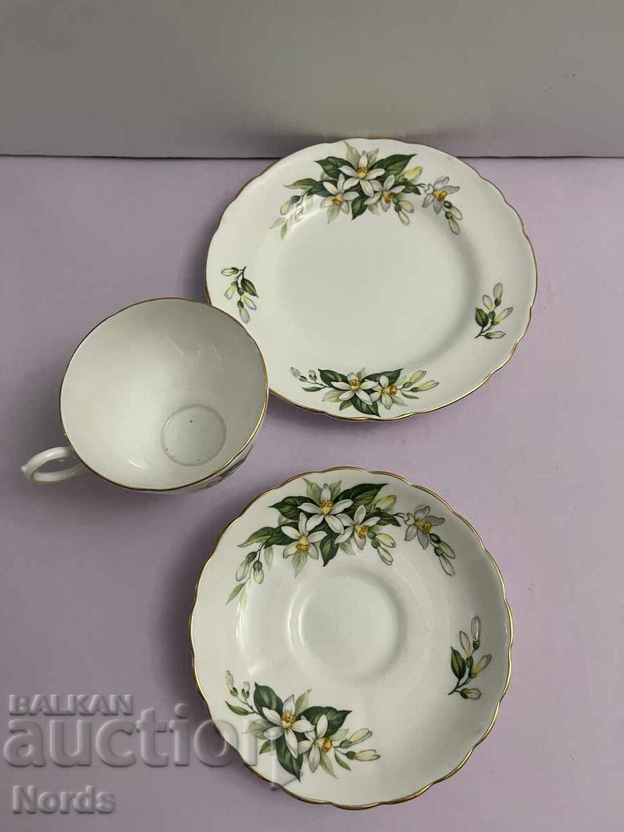 Delivery of Tuscan Three-Piece Tea Set Delivery of Tuscan Three-Piece Tea Set