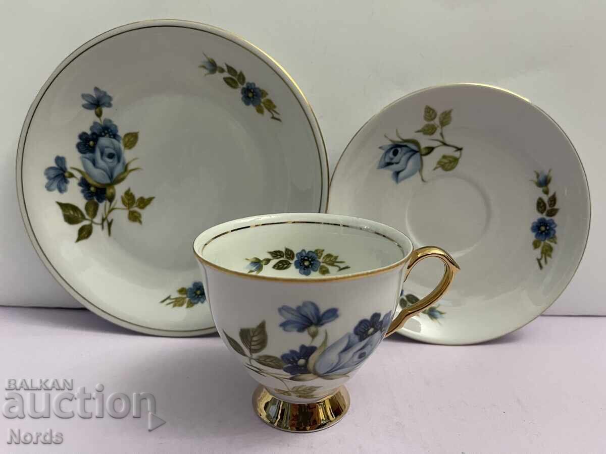 Auction Beautiful triple tea set, Poland Auction Beautiful triple tea set, Poland