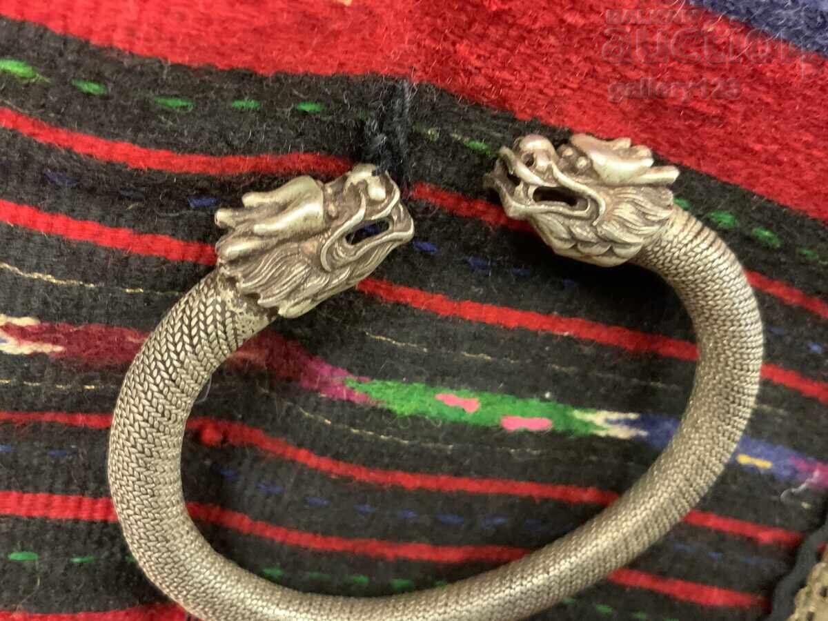 Old bracelet with price 69.00 BGN | € 35.28 Old bracelet with price 69.00 BGN | € 35.28