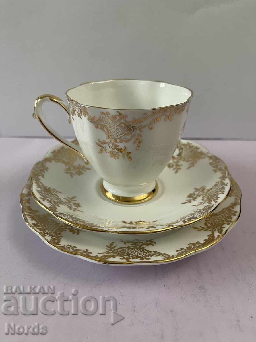 Beautiful English triple tea set - 5