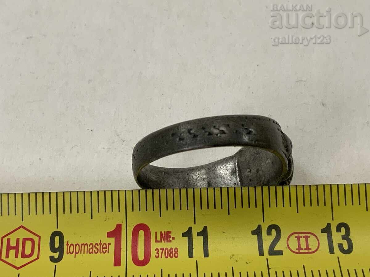 Revivalist ring, silver, cut - 6 Revivalist ring, silver, cut - 6