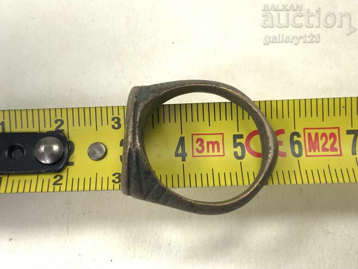 Renaissance ring - 5 Renaissance ring - 5