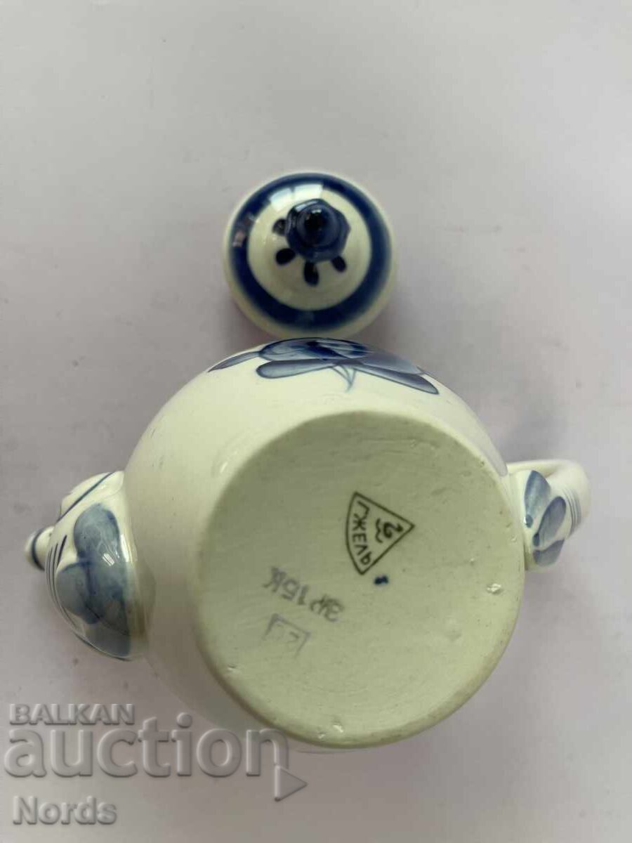 Auction  Gzhel porcelain teapot