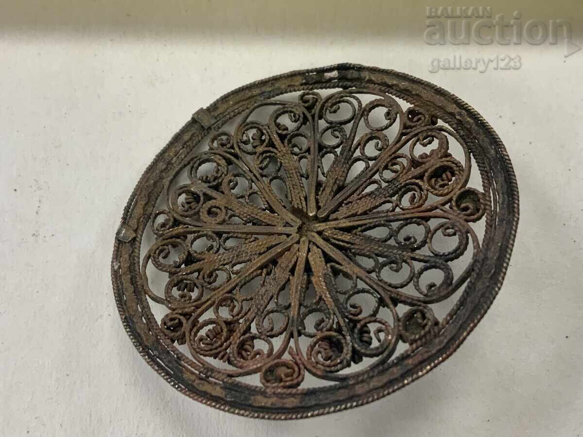 Auction Filigree from the Revival Period Auction Filigree from the Revival Period