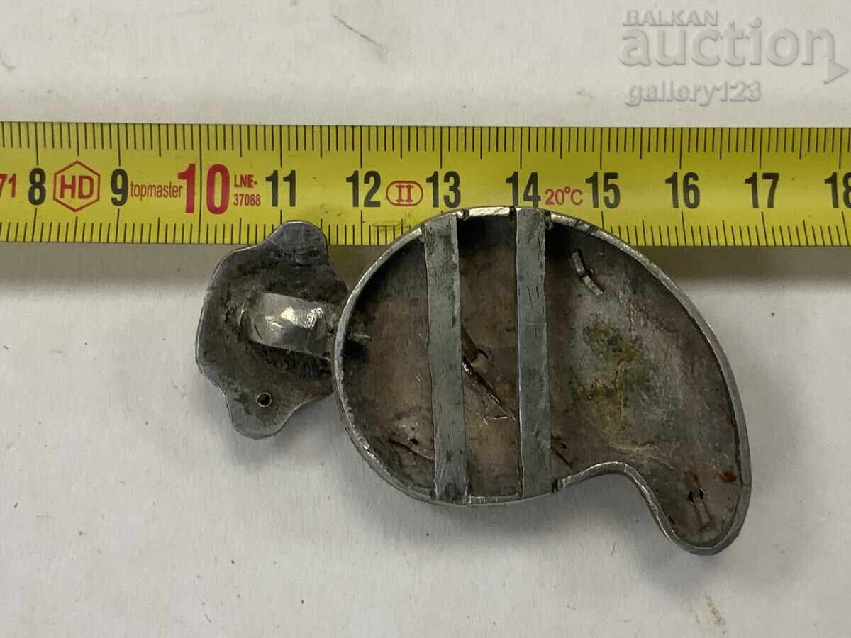 Delivery of Revival-era filigree silver buckle, single piece Delivery of Revival-era filigree silver buckle, single piece