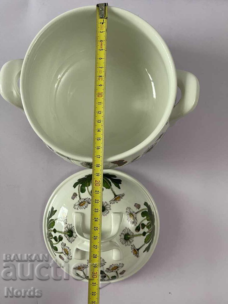 Δημοπρασία Υπέροχο αγγλικό σκεύος με καπάκι Δημοπρασία Υπέροχο αγγλικό σκεύος με καπάκι