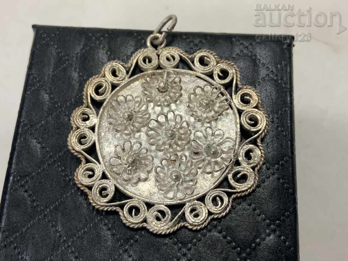 Silver pendant Silver pendant