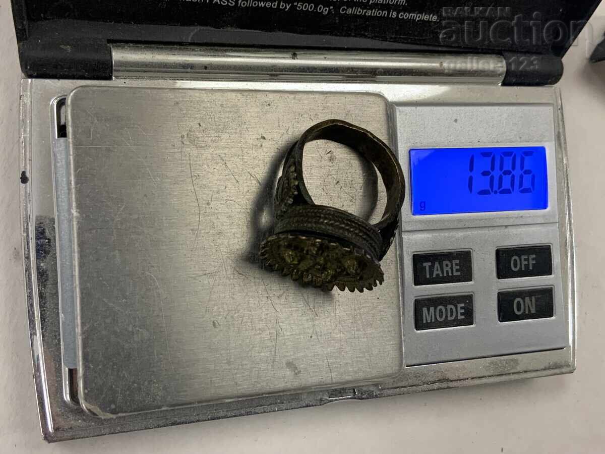 Renaissance ring - 5 Renaissance ring - 5