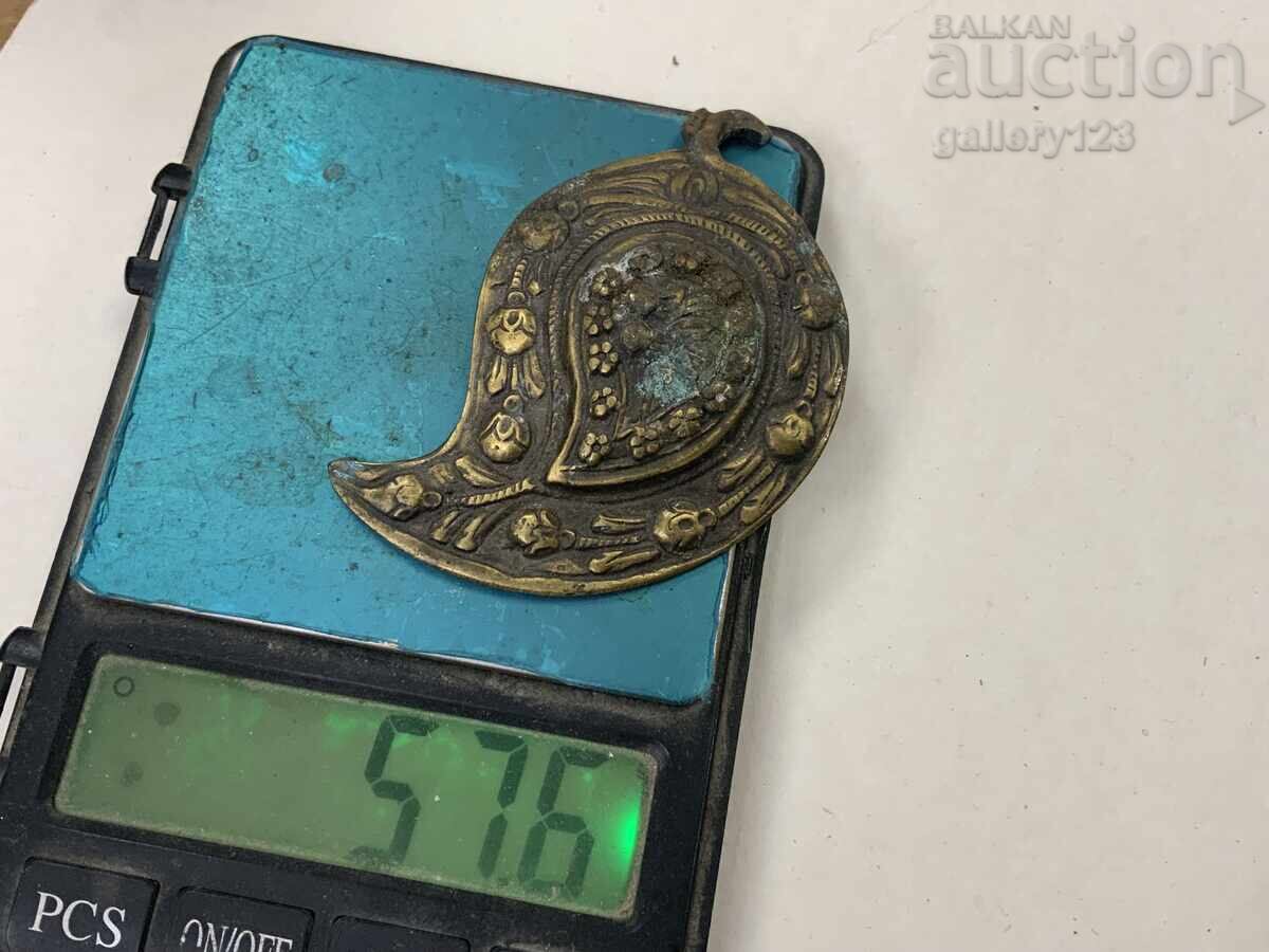 Delivery of Revival-era buckle, single piece Delivery of Revival-era buckle, single piece