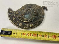 Revival-era buckle, single piece