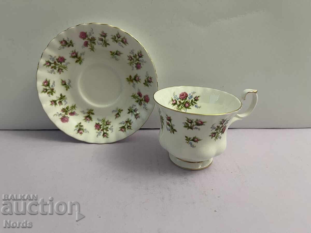 Auction Royal Albert Double Tea Set Auction Royal Albert Double Tea Set