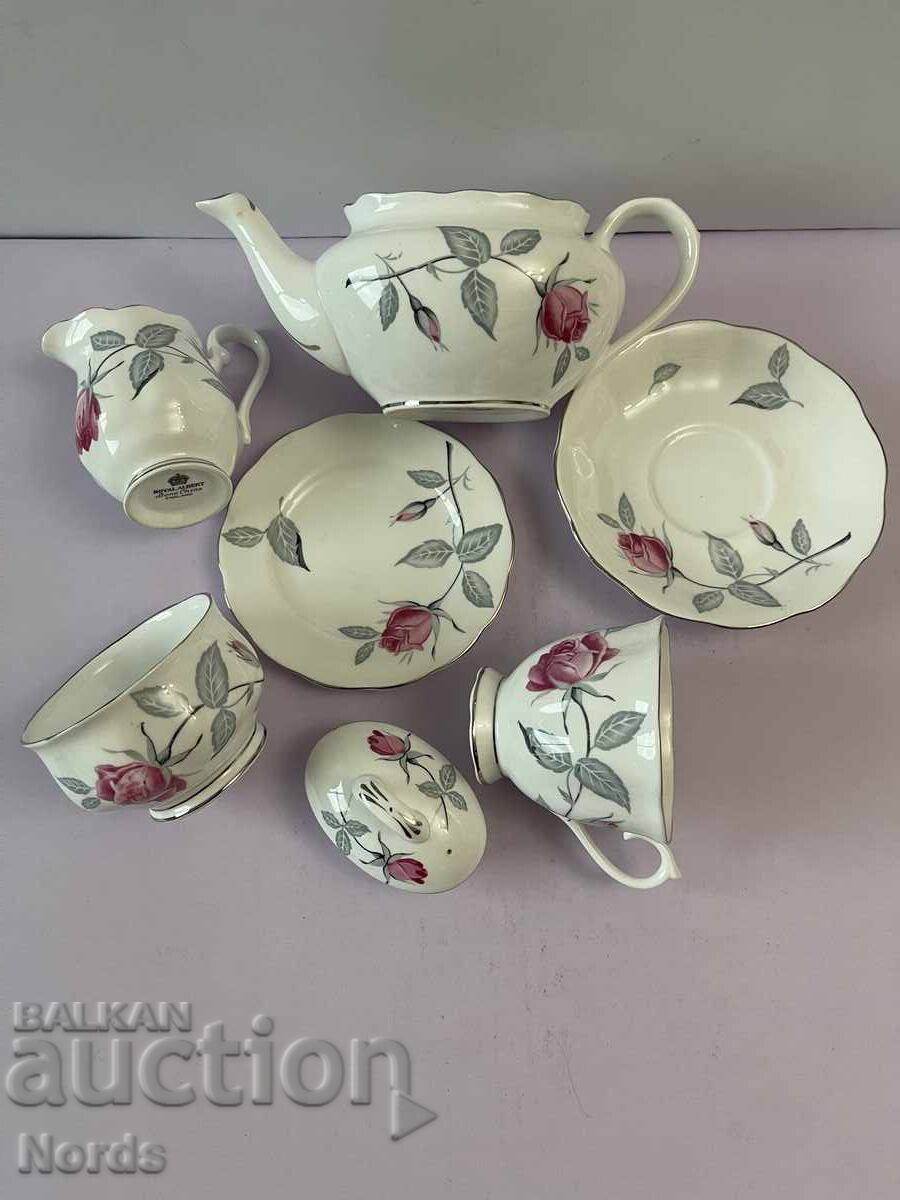 Royal Albert Όμορφο σετ με τιμή 42.20 BGN | € 21.58 Royal Albert Όμορφο σετ με τιμή 42.20 BGN | € 21.58