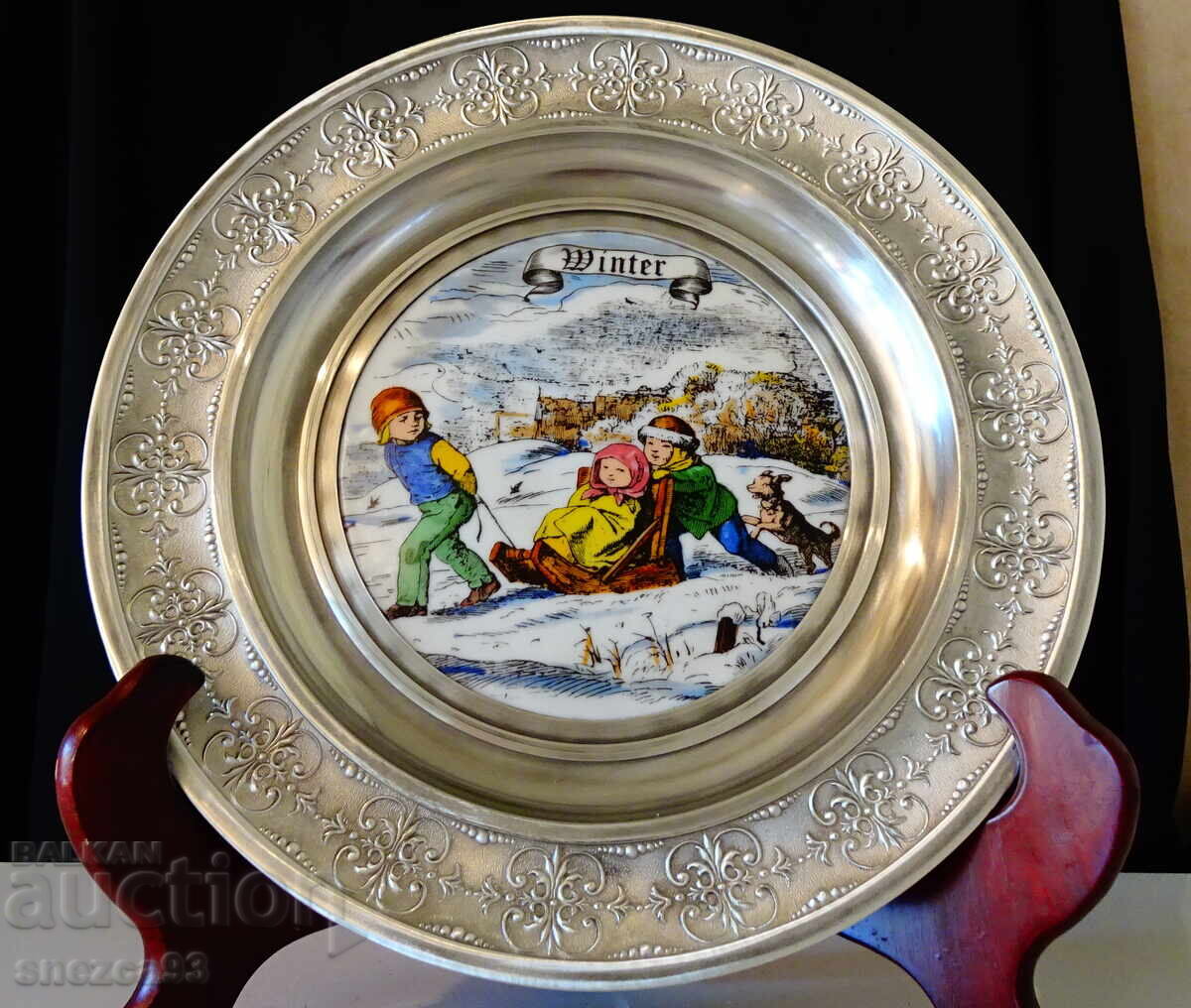 Farfurie de staniu, panou cu pictură Iarna Farfurie de staniu, panou cu pictură Iarna