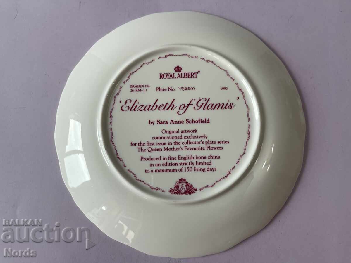 Auction Royal Albert Beautiful Plate Auction Royal Albert Beautiful Plate