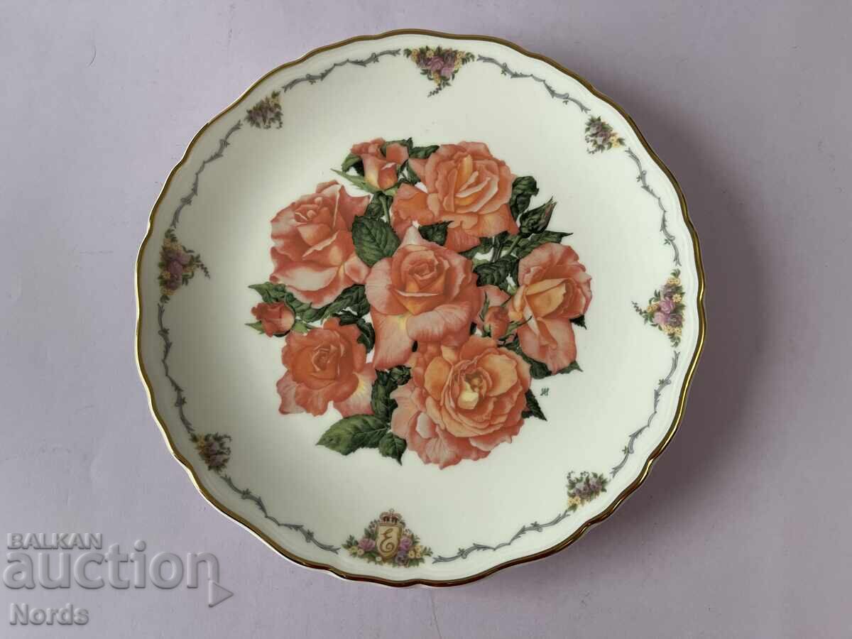 Royal Albert Beautiful Plate - 5 Royal Albert Beautiful Plate - 5
