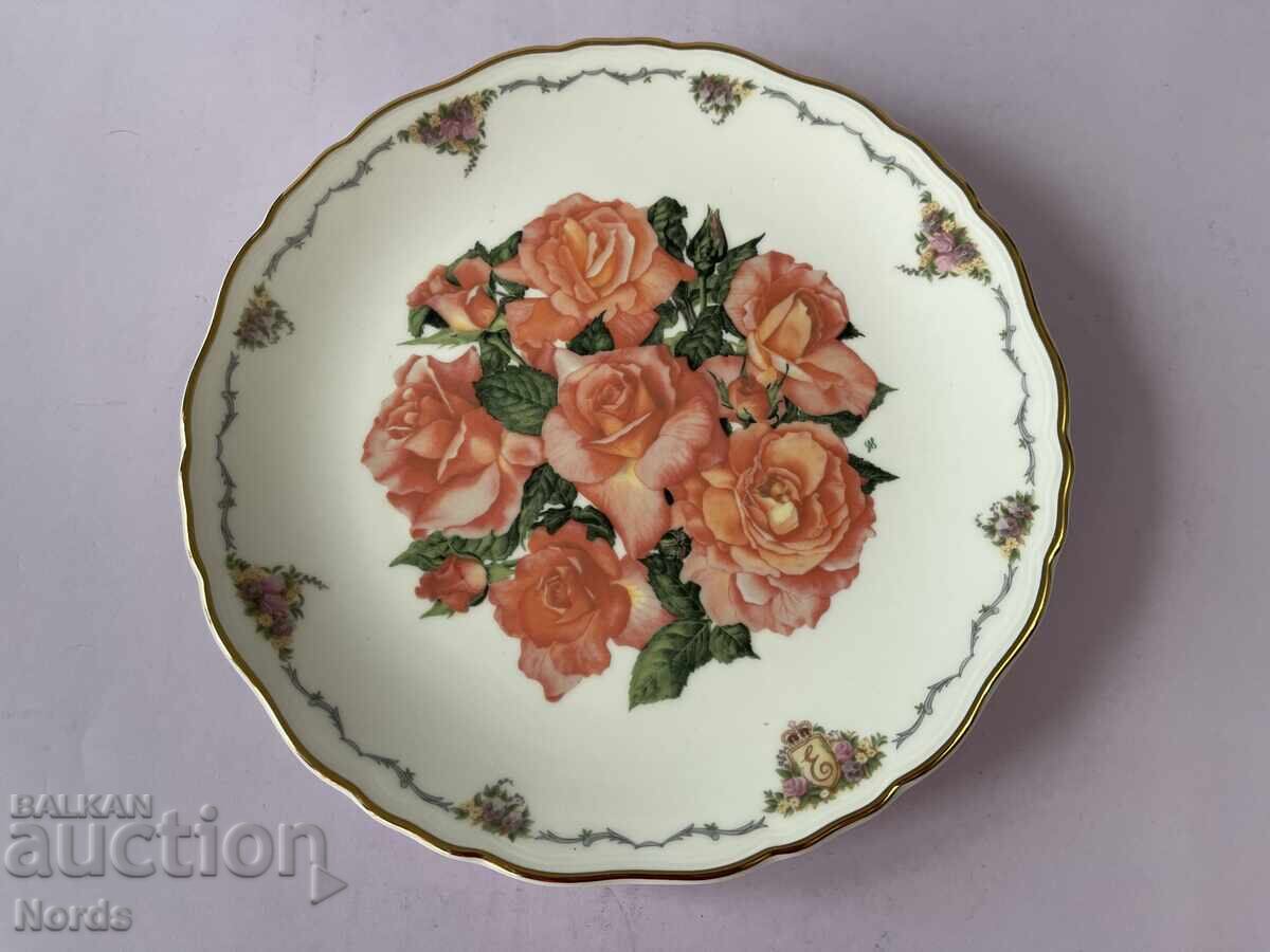 Royal Albert Beautiful Plate Royal Albert Beautiful Plate
