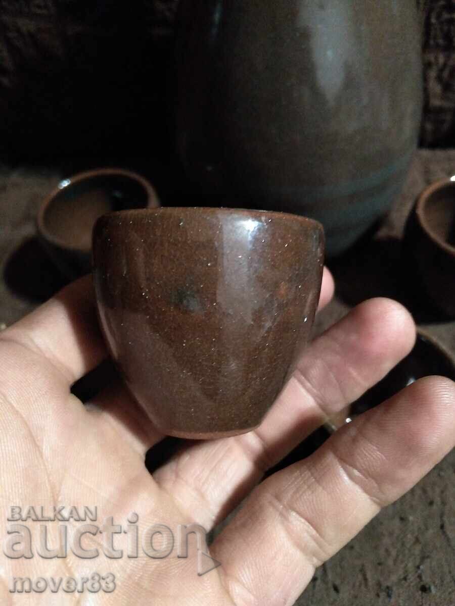 Σετ κεραμικά. Κανάτα και 4 φλιτζάνια με τιμή 1.99 BGN | € 1.02 Σετ κεραμικά. Κανάτα και 4 φλιτζάνια με τιμή 1.99 BGN | € 1.02