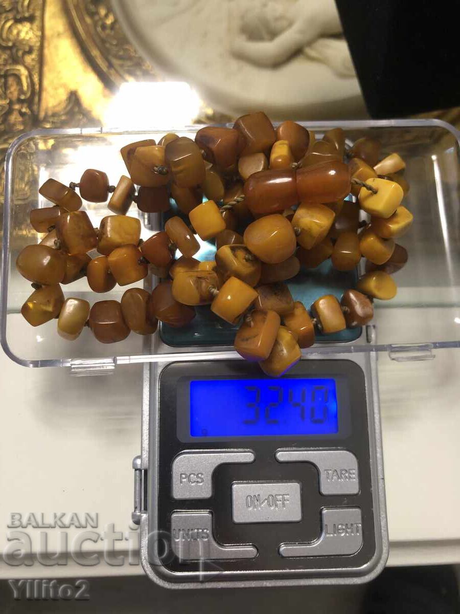 Auction Amber Necklace Auction Amber Necklace