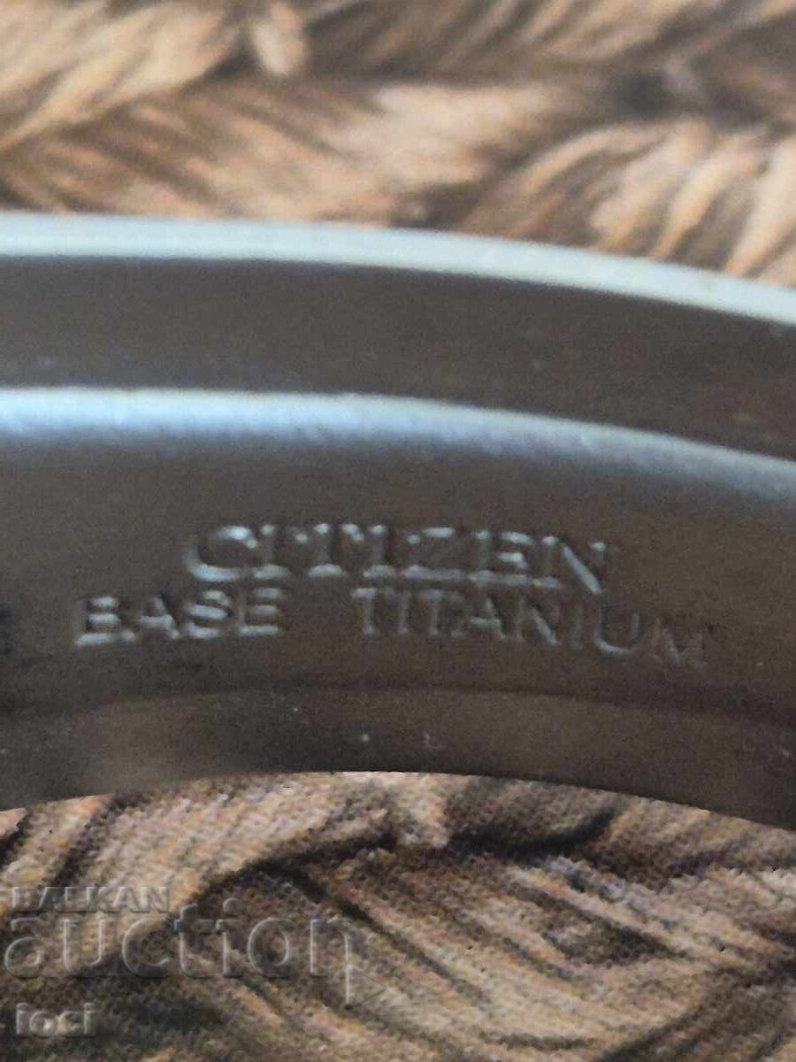 Auction  CITIZEN Eco-Drive Titanium