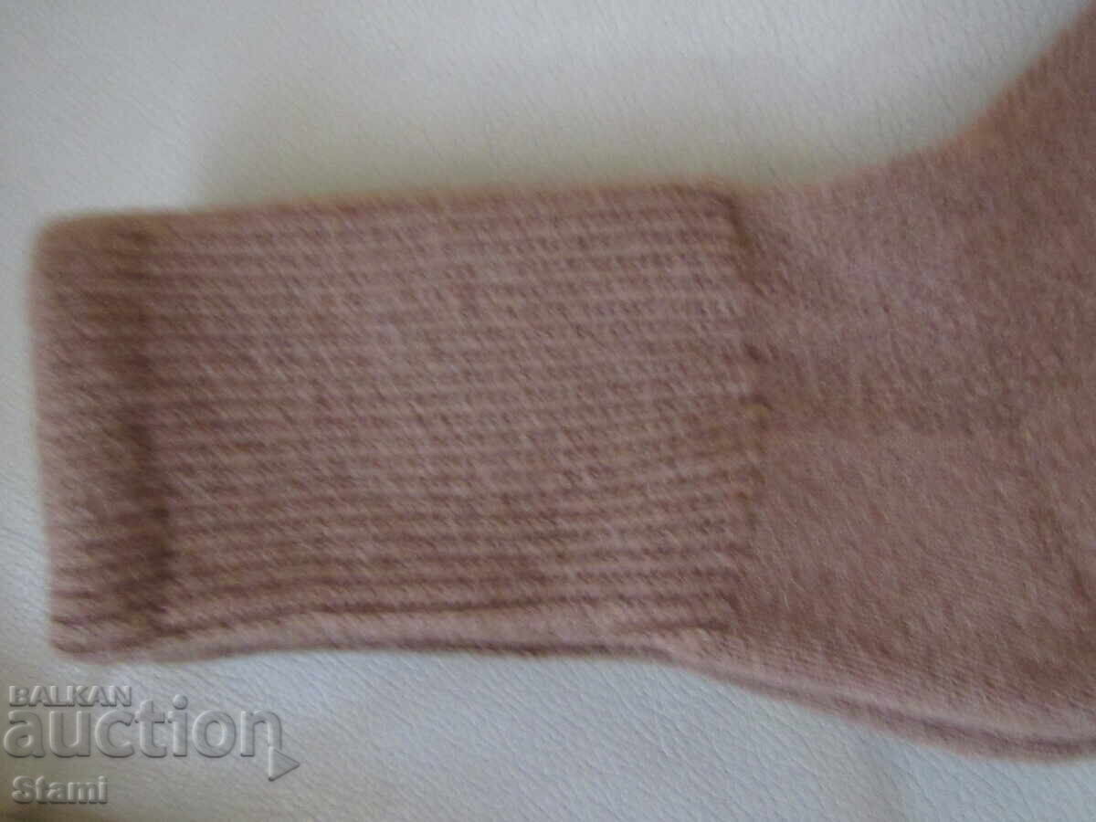 Auction  Machine-knitted camel wool socks size 37-39