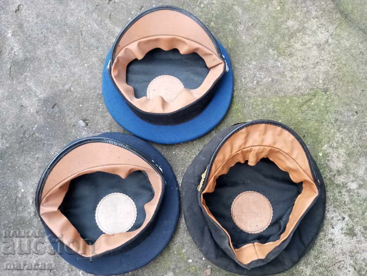 Παλιά στρατιωτικά καπέλα με τιμή 45.00 BGN | € 23.01