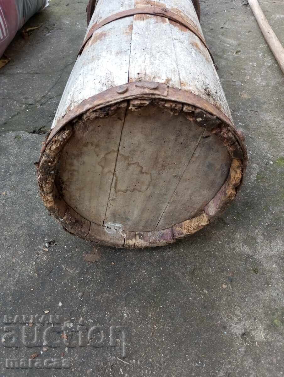 Licitație Butuc vechi de lemn