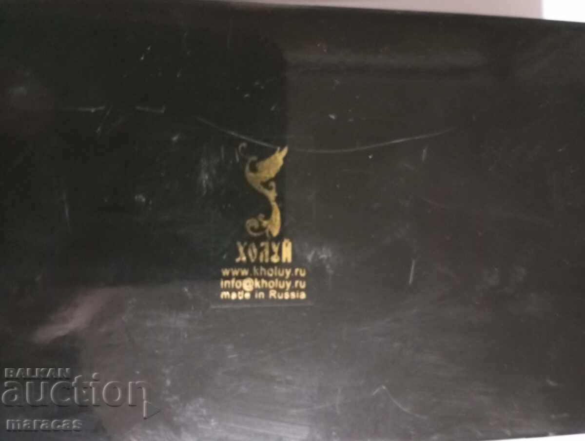 Livrarea Cutie rusească cu desen