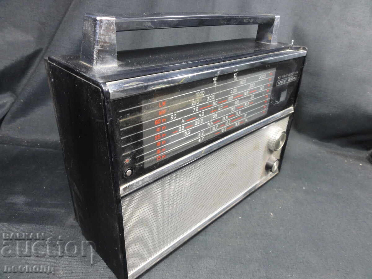 Auction  BZTs STAR RETRO SOC USSR TRANSISTOR RADIO VEF 204 VEF