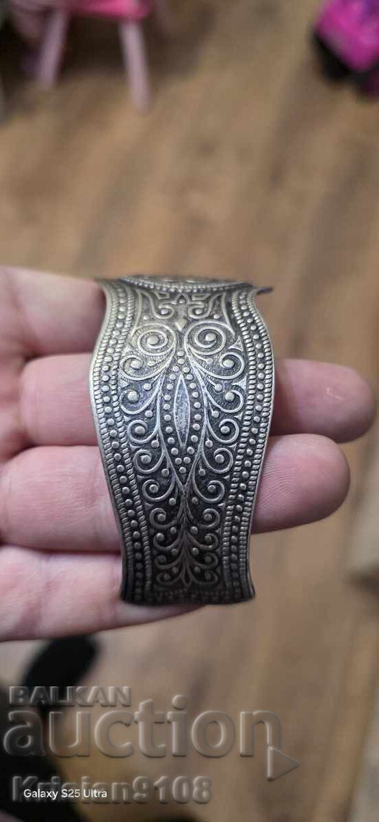 Licitație Brățară veche, foarte frumoasă Licitație Brățară veche, foarte frumoasă