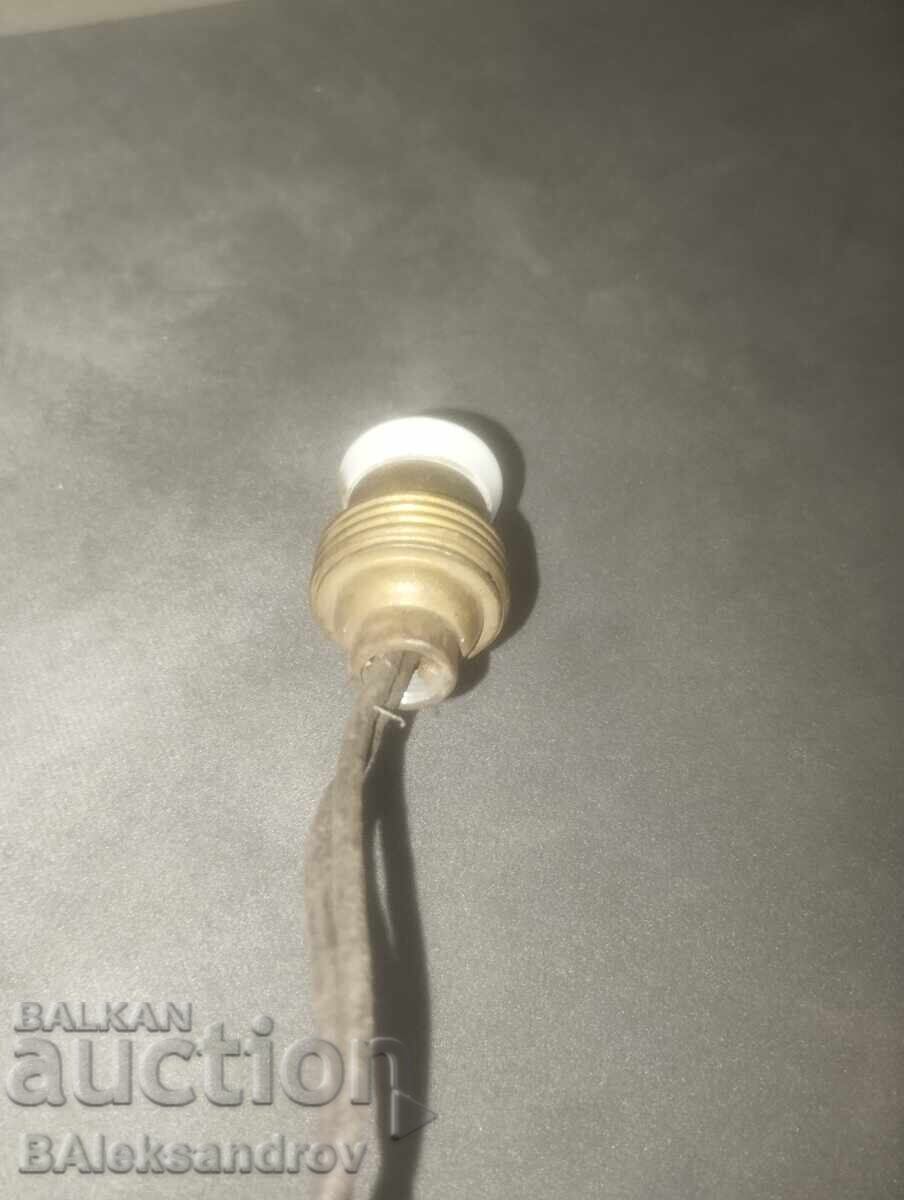 Δημοπρασία Παλιά πορσελάνινη και ορειχάλκινη αντίκα