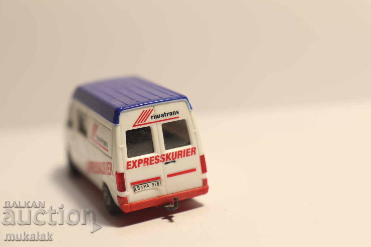 HERPA H0 1/87 VW LT MICROBUS TRUCK MODEL - 6
