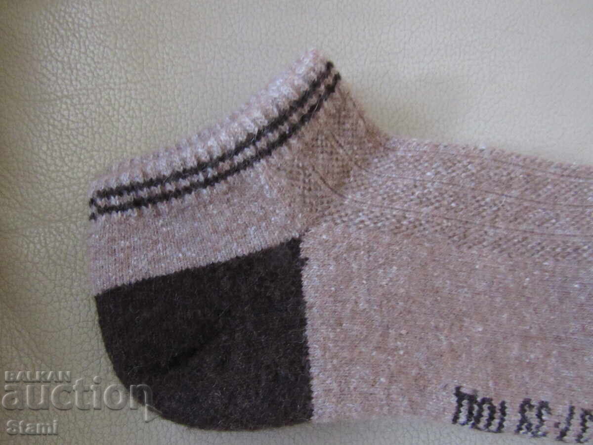 Livrarea Șosete tricotate la mașină din lână de iac mărime 43-45