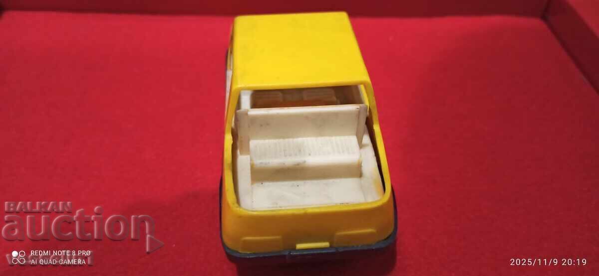 Стара играчка българска количка в отлично състояние - 5