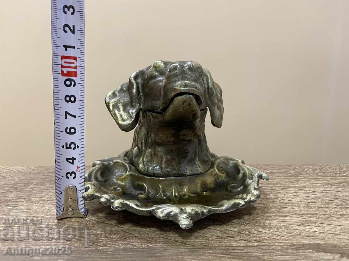 Livrarea Cenușar vintage din aluminiu „Cap de câine”, URSS