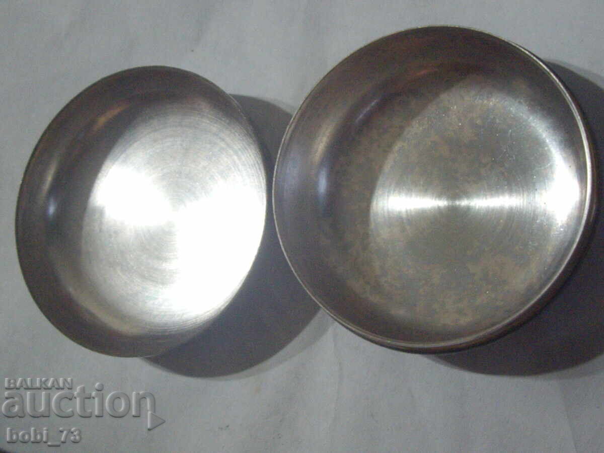 Сребърна кутиика. с цена 100.00 лв. | € 51.13 Сребърна кутиика. с цена 100.00 лв. | € 51.13