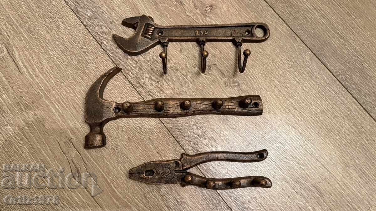 Umerașe din fontă – Trei tipuri Umerașe din fontă – Trei tipuri