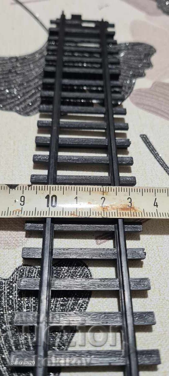 Влак вагони релси два мащабни модели - 5