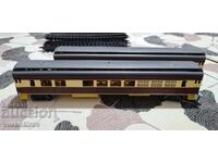 Влак вагони релси два мащабни модели