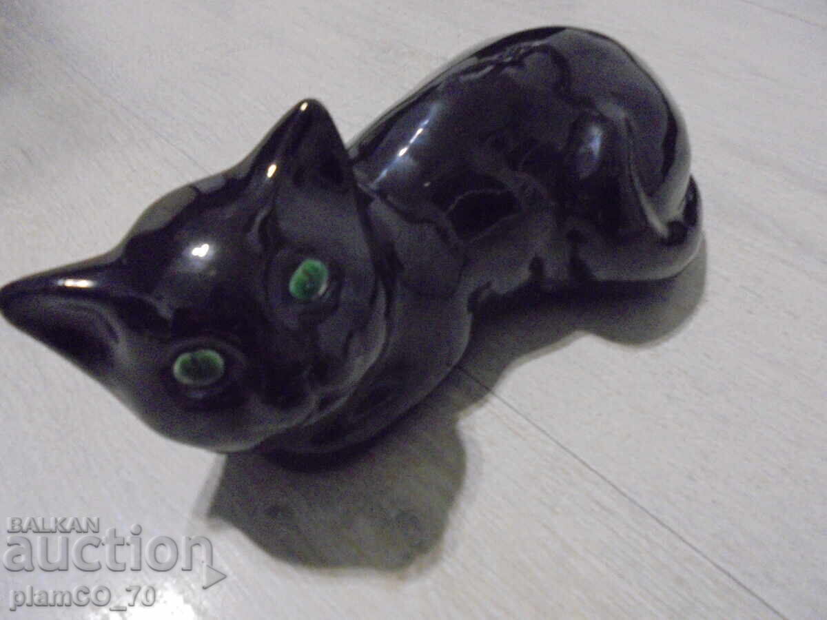 №*8353 Стара порцеланова фигура – черна котка, DESIGN VALLIS с цена 20.00 лв. | € 10.23 №*8353 Стара порцеланова фигура – черна котка, DESIGN VALLIS с цена 20.00 лв. | € 10.23