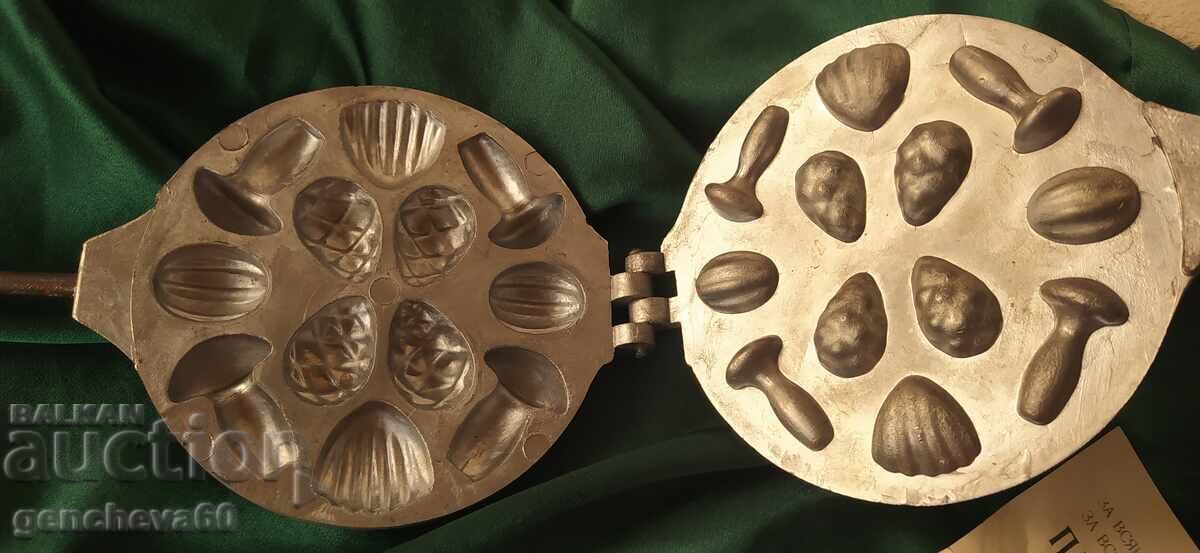 Стара алуминиева преса за сладки/неупотребявана - 5