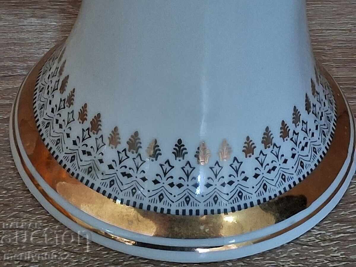 Παράδοση Παλιό βραβευμένο πορσελάνινο βάζο 1986 έτους ΛΔΒ