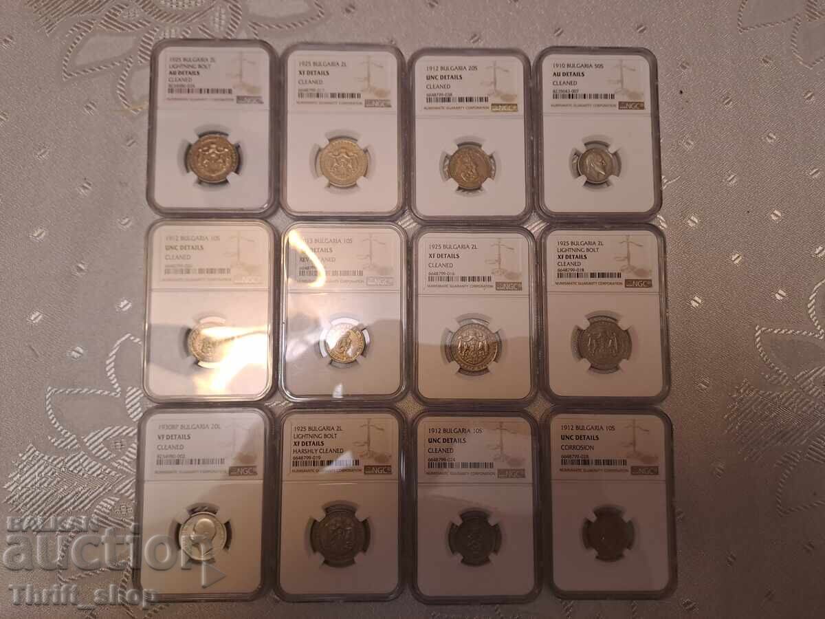 Auction  Set of 12 graded coins