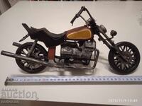 Motor metalic vechi, jucărie mare, decorațiune