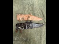 Suport pentru târnăcop militar