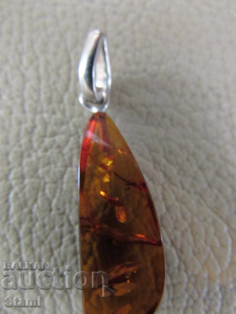 Colier - pandantiv chihlimbar baltic de primă clasă cu preț 34.00 BGN | € 17.38