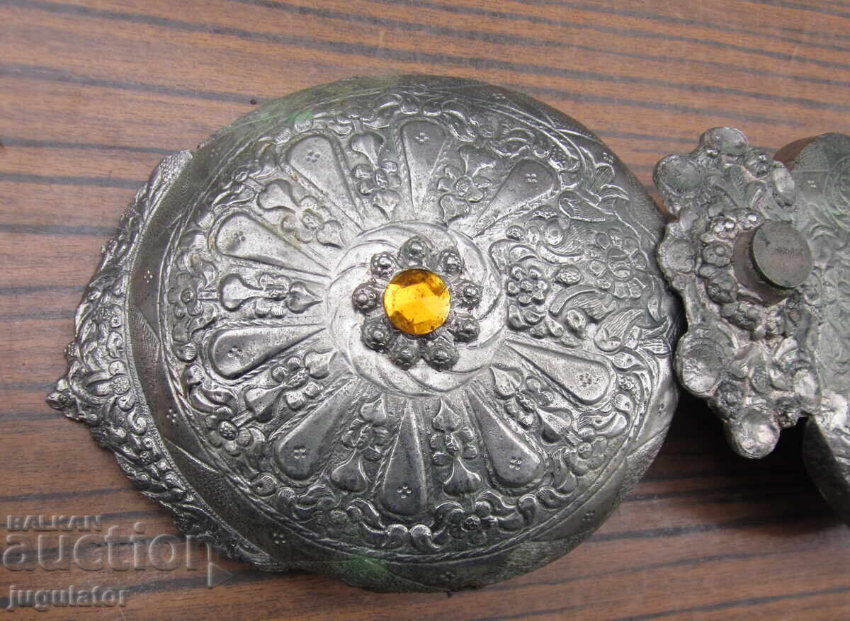 Παράδοση Ρετρό Βουλγαρική λαϊκή μεγάλη πόρπη παφτι από σύνολο Παράδοση Ρετρό Βουλγαρική λαϊκή μεγάλη πόρπη παφτι από σύνολο